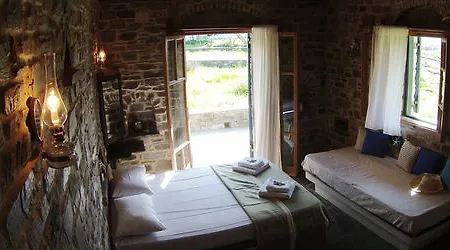 Arokaria Hideaway