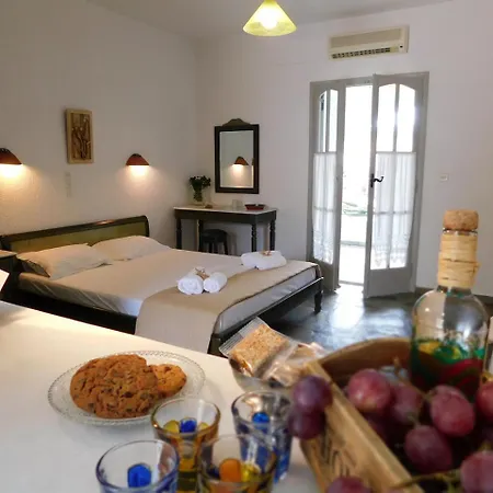 Arokaria Hideaway Aparthotel 2*